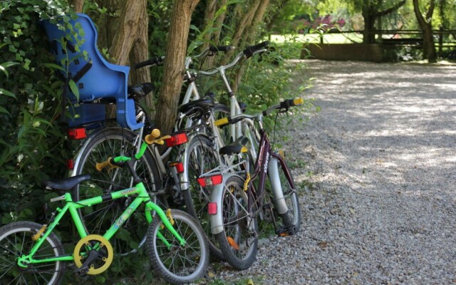 Modern Holiday Home in Quend-Plage-les-Pins with Terrace