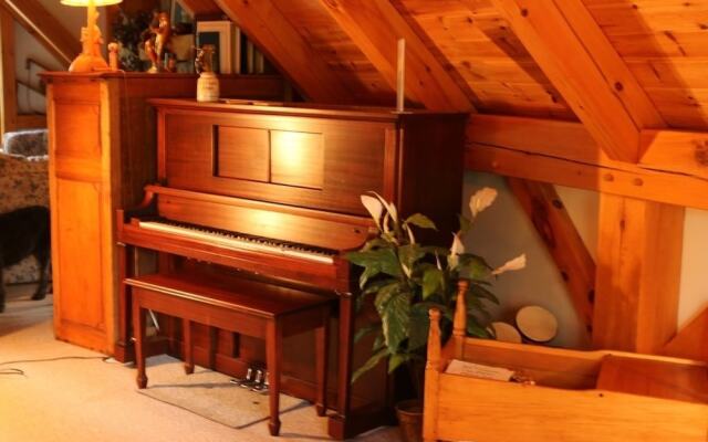 Sunny Rock B&B Haliburton