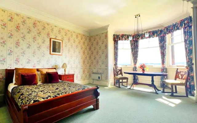 The Falls - Value Rooms at Aultnagar Estate