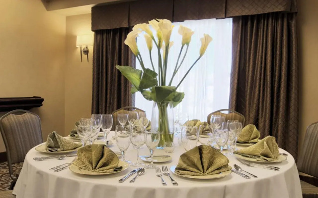 Homewood Suites by Hilton Durham-Chapel Hill / I-40