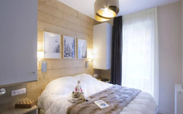 Apartment in L'eclose With Mountain Views