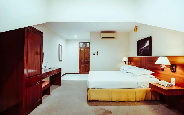 The Priangan Hotel I Yos Sudarso