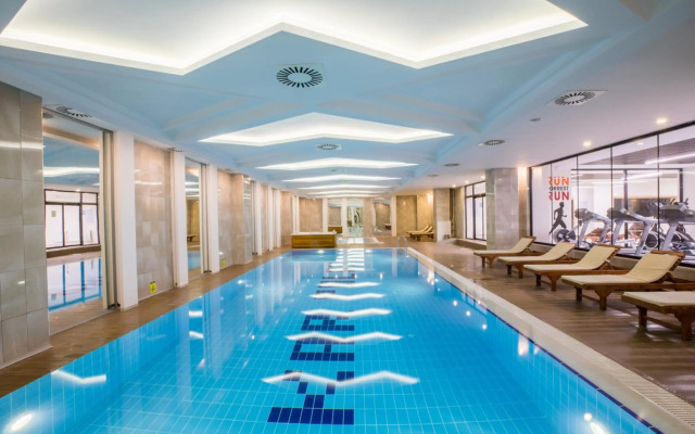 Karpalas City Hotel & Spa