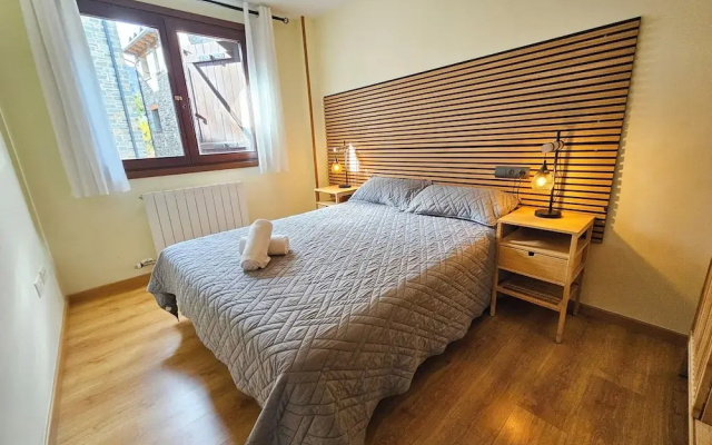 Apartamentos Escarrilla Suites 3000