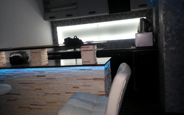 Apartament Neon
