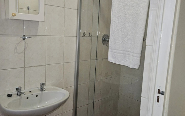 Birchway's Backpackers