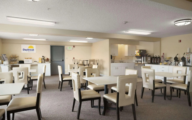 Days Inn by Wyndham Lacey Olympia Area