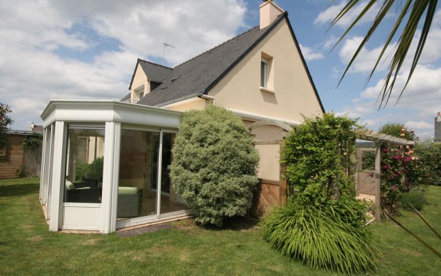 Authentic Villa in Erdeven France With Jacuzzi