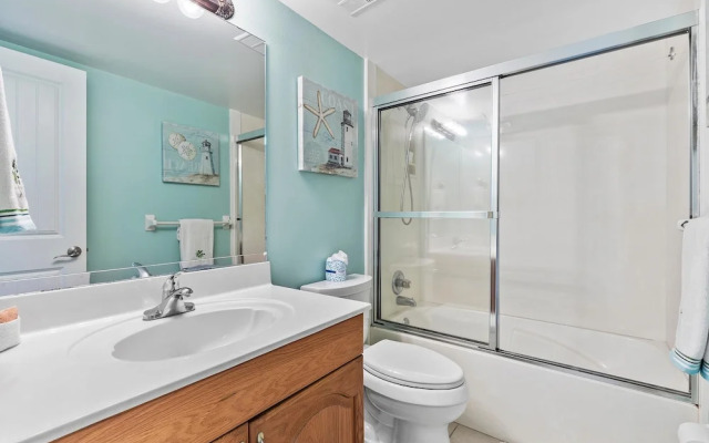 Sea Coast Gardens III 109