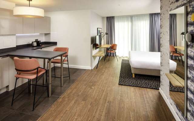 Aparthotel Adagio London Sutton Point