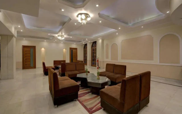Capital O 1864 Hotel Yuvraj