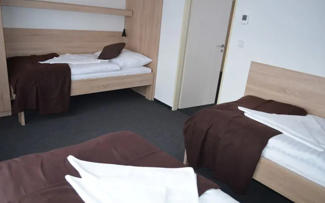 Hotel CESKA FARMA