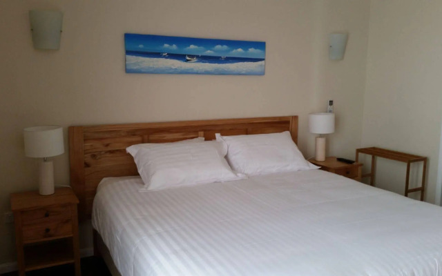 Kernow Charters Towers