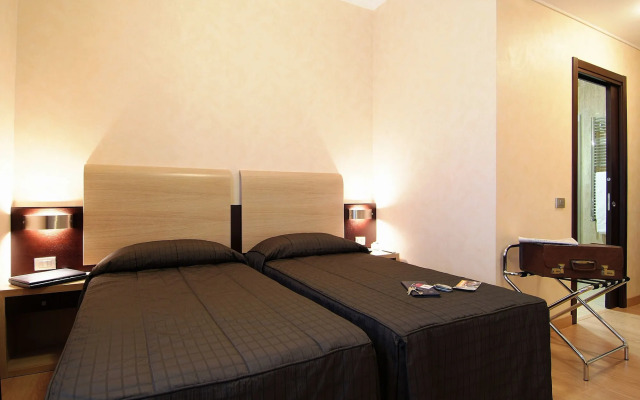E H Suites Rome Airport