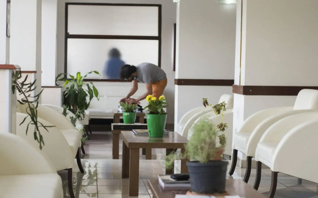 Yildirim Hotel