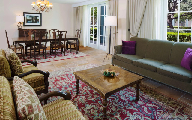 Hyatt Regency Hill Country Resort & Spa