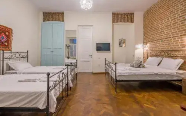 Old tbilisi daily rent