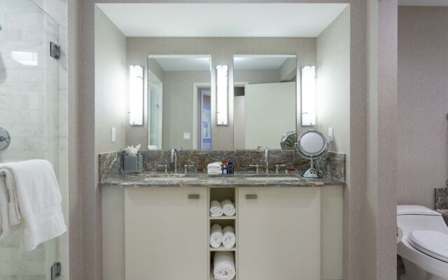 Oceanview Condo in Central Beach