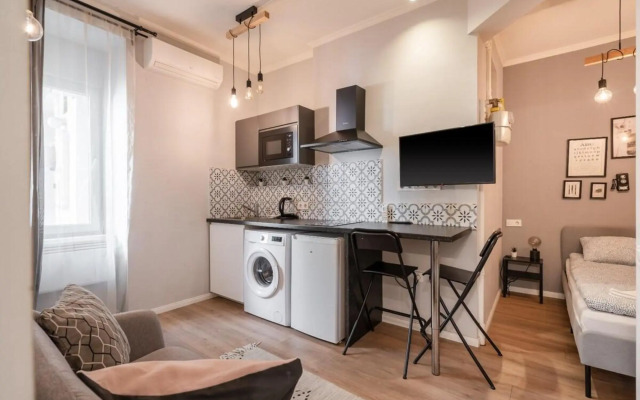 D71- Boutique Apartments, Best Location, by BQA