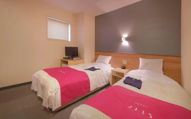 Hotel 2135