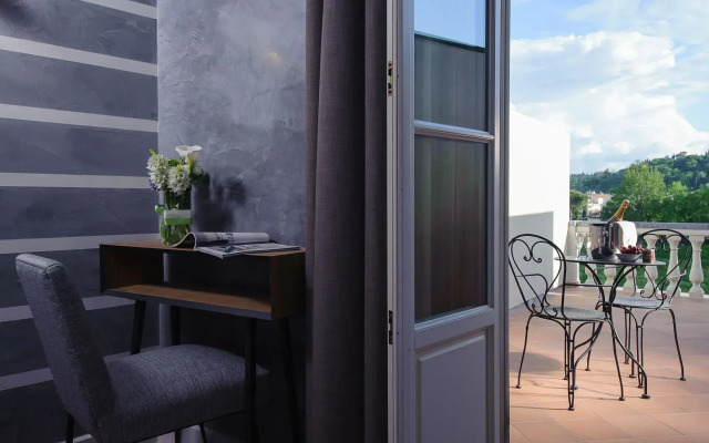 Lungarno Vespucci 50 Hotel
