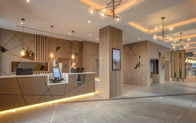 Maldron Hotel Liverpool City - Image 2