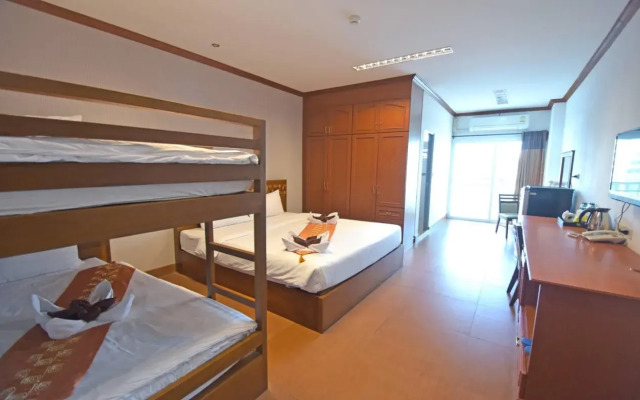 V Residence Chiangmai Hotel