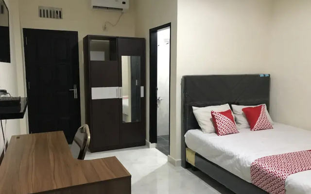 OYO 2129 Toar House Manado