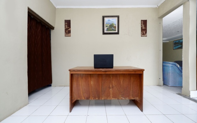 Pondok Merapi Cottage by OYO Rooms – Lobby – Boyolali