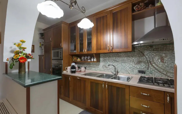 2498 Villa Raffaella by Barbarhouse