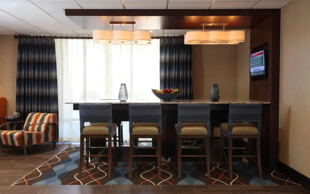 Hampton Inn Auburn
