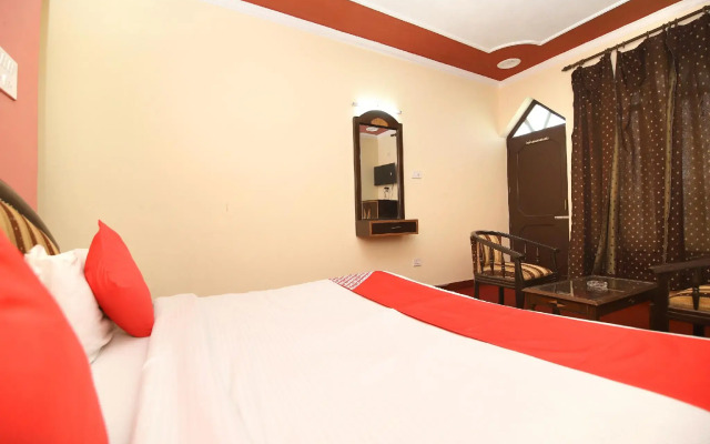 OYO Flagship 35774 Bamboo Safari