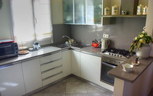Bel appartement 3P dans villa