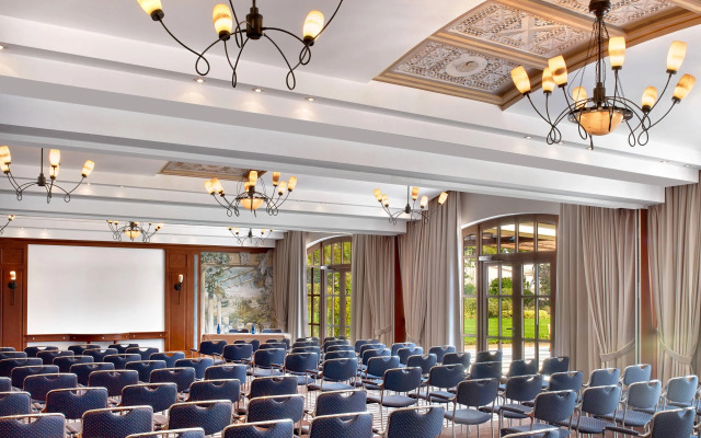 The St. Regis Mardavall Mallorca Resort