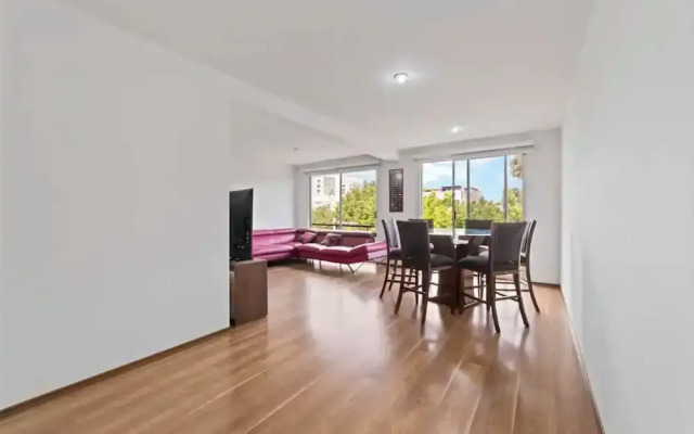 Spacious Apt Near Centro Historico