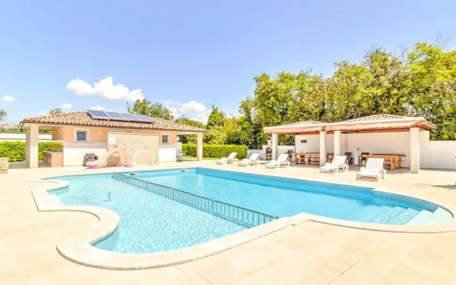 Splendid Mobile Home in Banjole With Swimming Pool