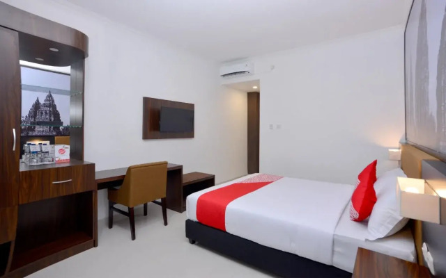 The Edwin Syariah By OYO Rooms