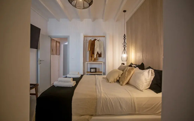 Nur Mykonian Suites
