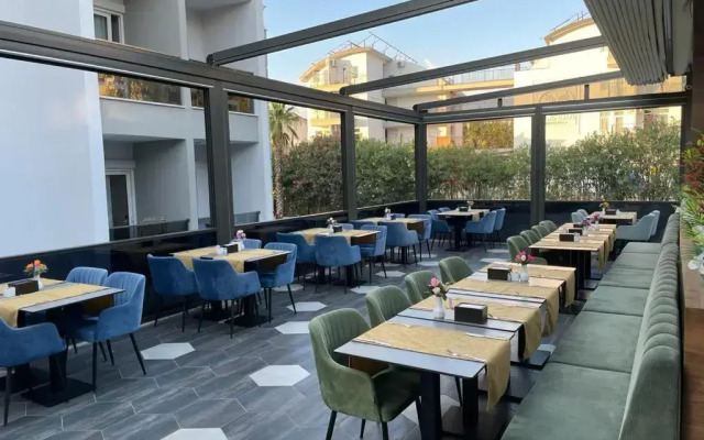 Alessia Hotel