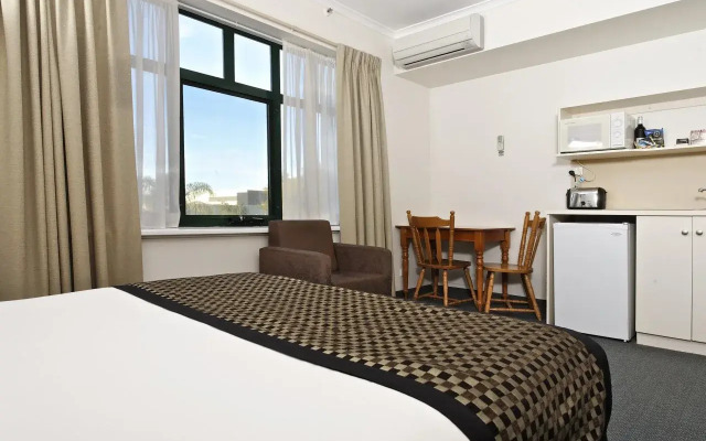 BreakFree Directors Studios