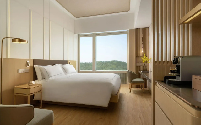 The Silveri Hong Kong - MGallery