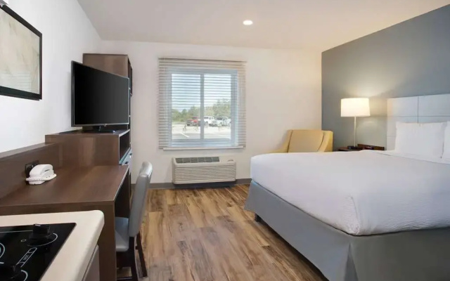 Extended Stay America Select Suites Melbourne West Melbourne