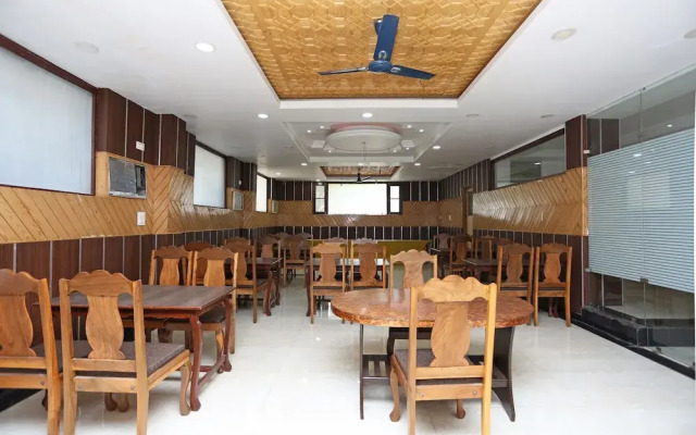 OYO 4693 German Residency