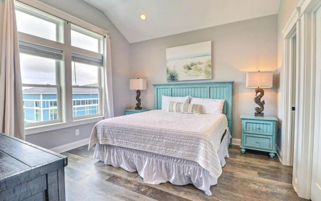 4059 - Bikinis & Martinis