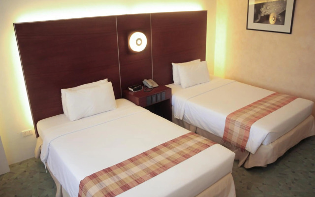 Casablanca Suites Near Airport