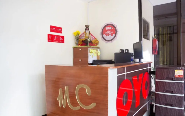 Monclaire Suites By OYO Rooms