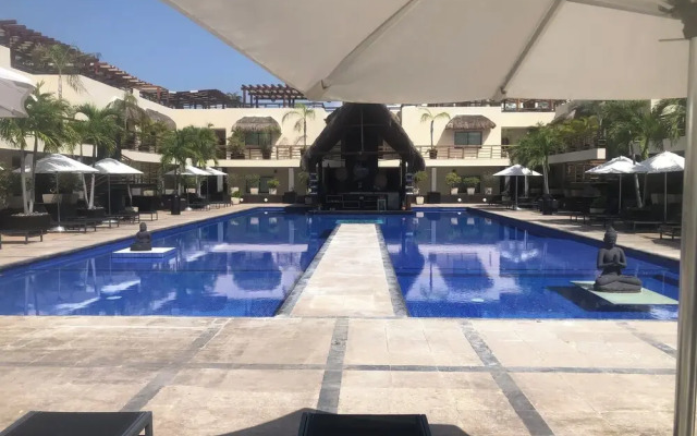 Aldea Thai penthouse 307 ocean view