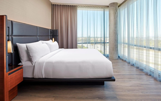 AC Hotel by Marriott Sunnyvale Cupertino