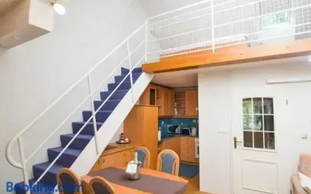 Apartments Villa Golf - Flucher Turizem
