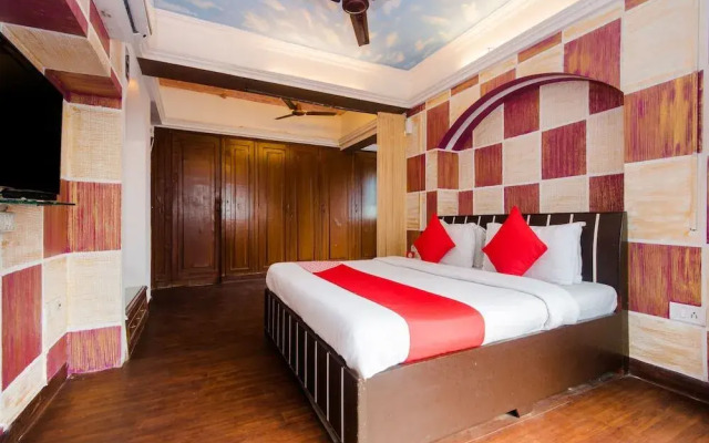 OYO 11879 Ashu Bini Hospitality Pvt Ltd Kalptaru